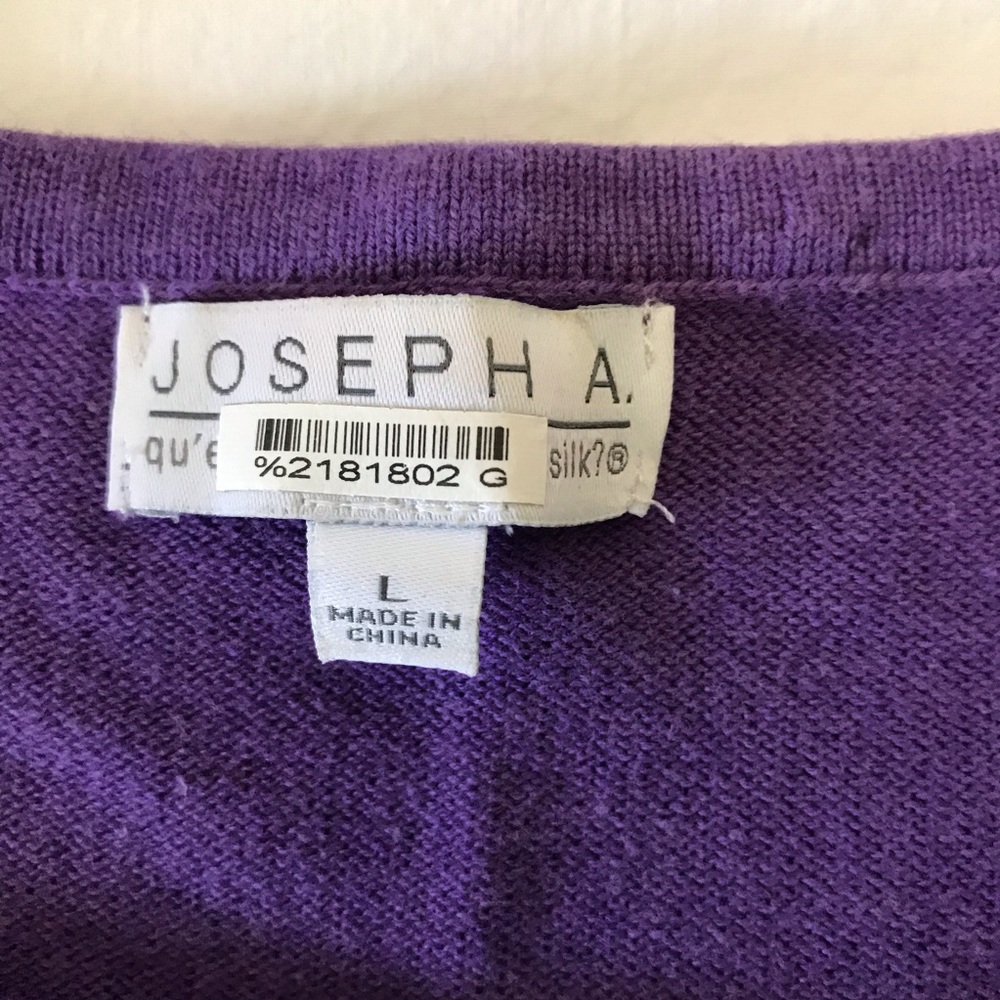Lovely deep lavender sweater - Picture 3 of 3